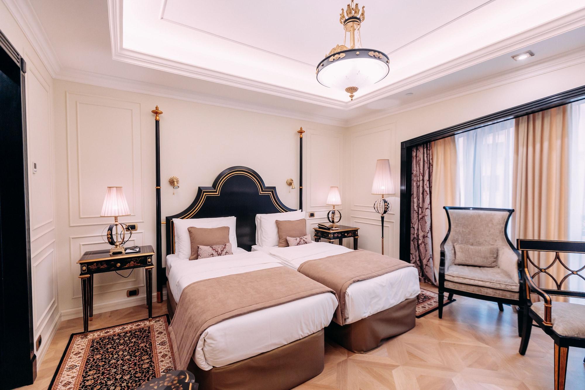 Golden Palace Hotel Erywań Zewnętrze zdjęcie