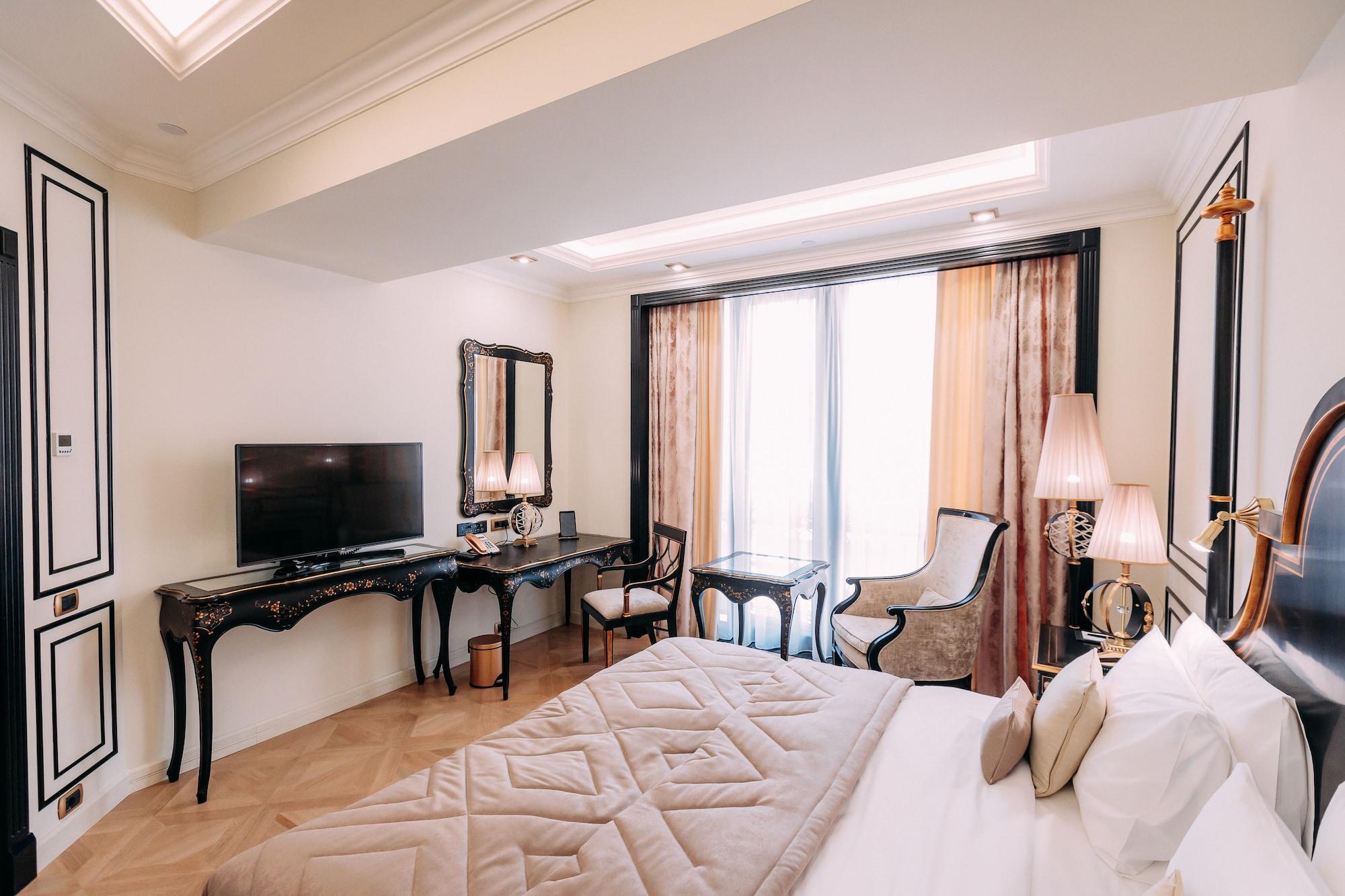 Golden Palace Hotel Erywań Zewnętrze zdjęcie