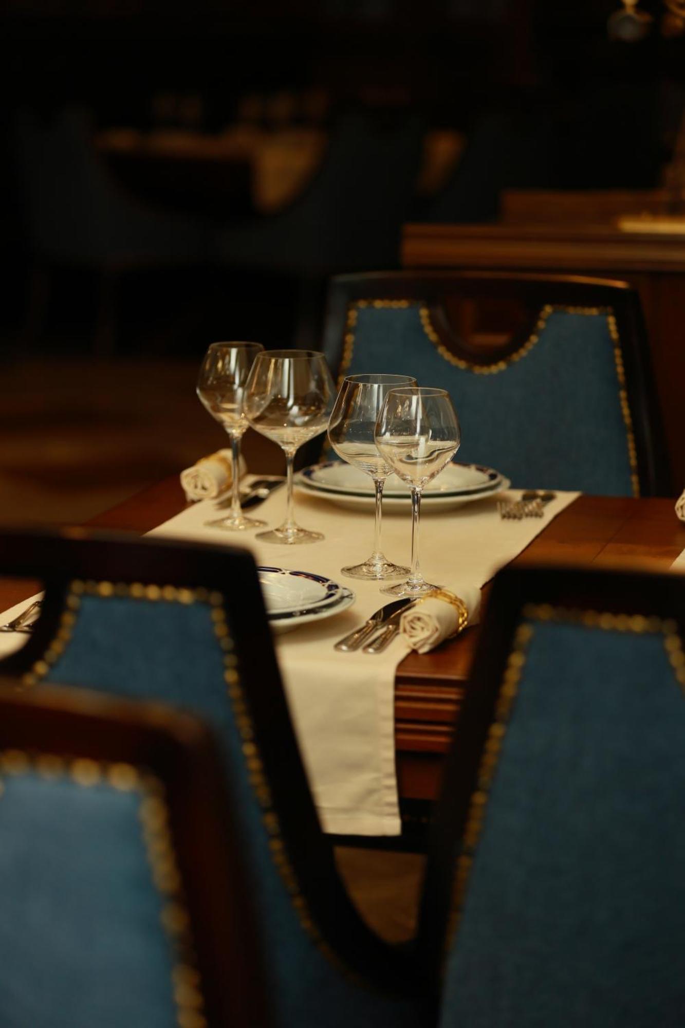 Golden Palace Hotel Erywań Zewnętrze zdjęcie